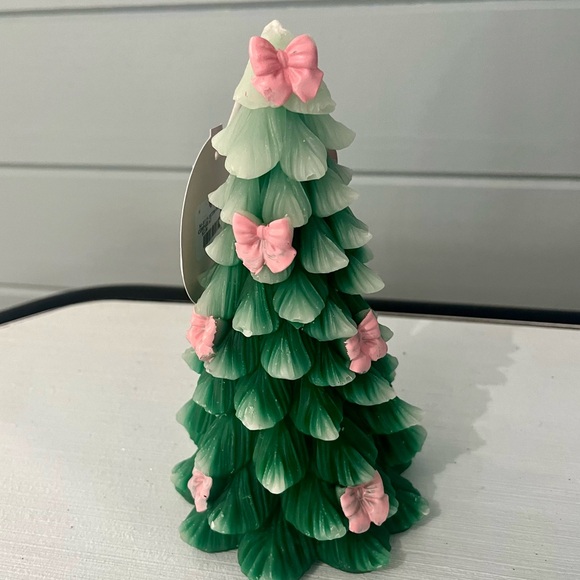 Viral Pink Bow Christmas Tree Candle Sincerely Jules - Picture 1 of 1